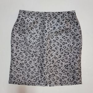 Ann Taylor LOFT Skirt Size 10 Leopard